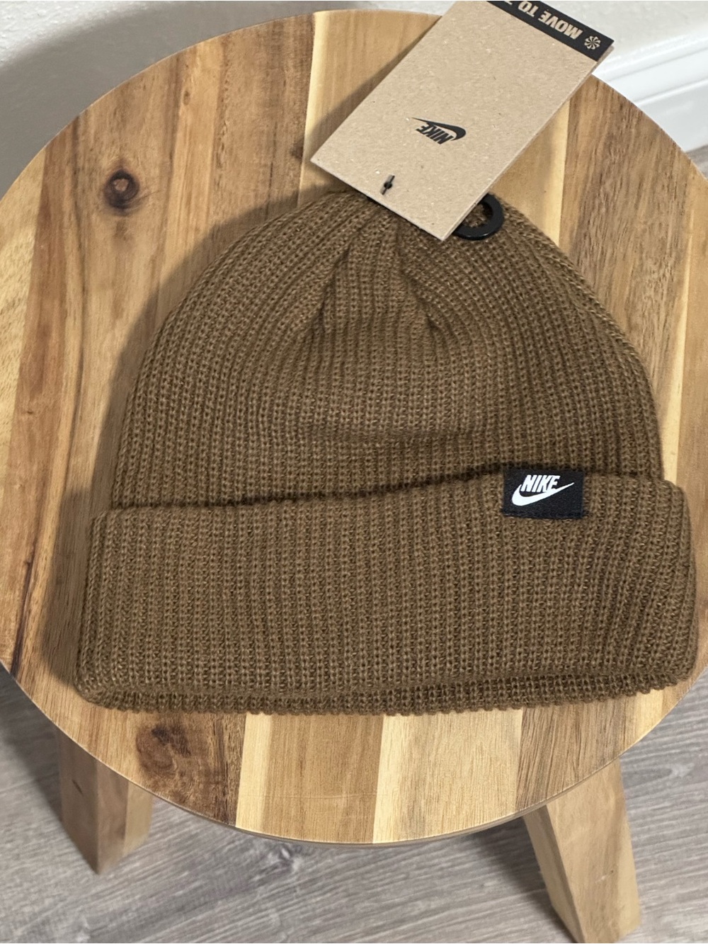 Nike Terra Futura365 Short Cuff Beanie Hat NWT Brown - Picture 11 of 12